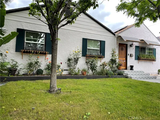 $3,500 | 825 Delaware Road, Unit FRONT HOUS, Burbank, CA 91504