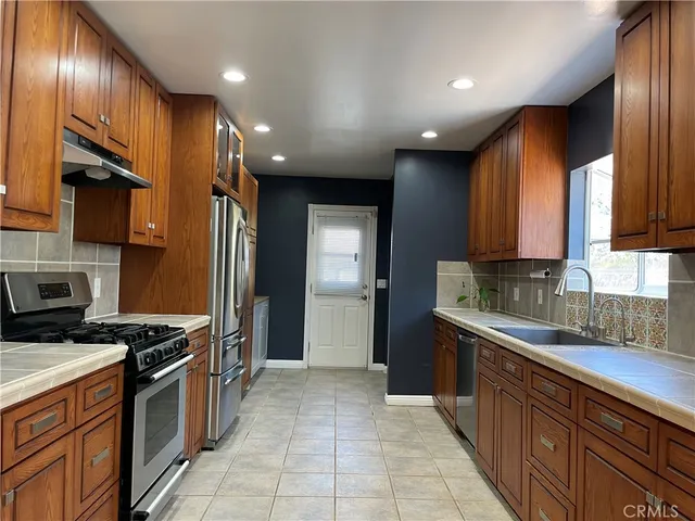 $3,500 | 825 Delaware Road, Unit FRONT HOUS, Burbank, CA 91504