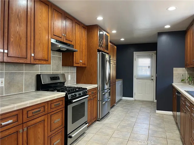 $3,500 | 825 Delaware Road, Unit FRONT HOUS, Burbank, CA 91504