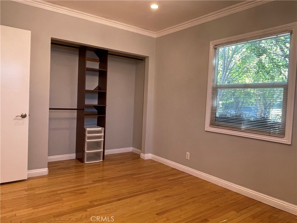 825 Delaware Road, Unit FRONT HOUS Burbank, CA 91504 - Photo 32 of 37