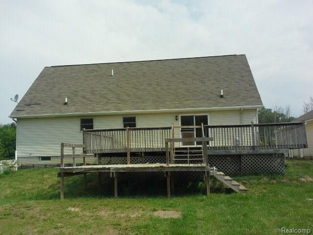 16265 Nettney Road Capac, MI 48014 - Photo 3 of 14 20140617_105023.jpg