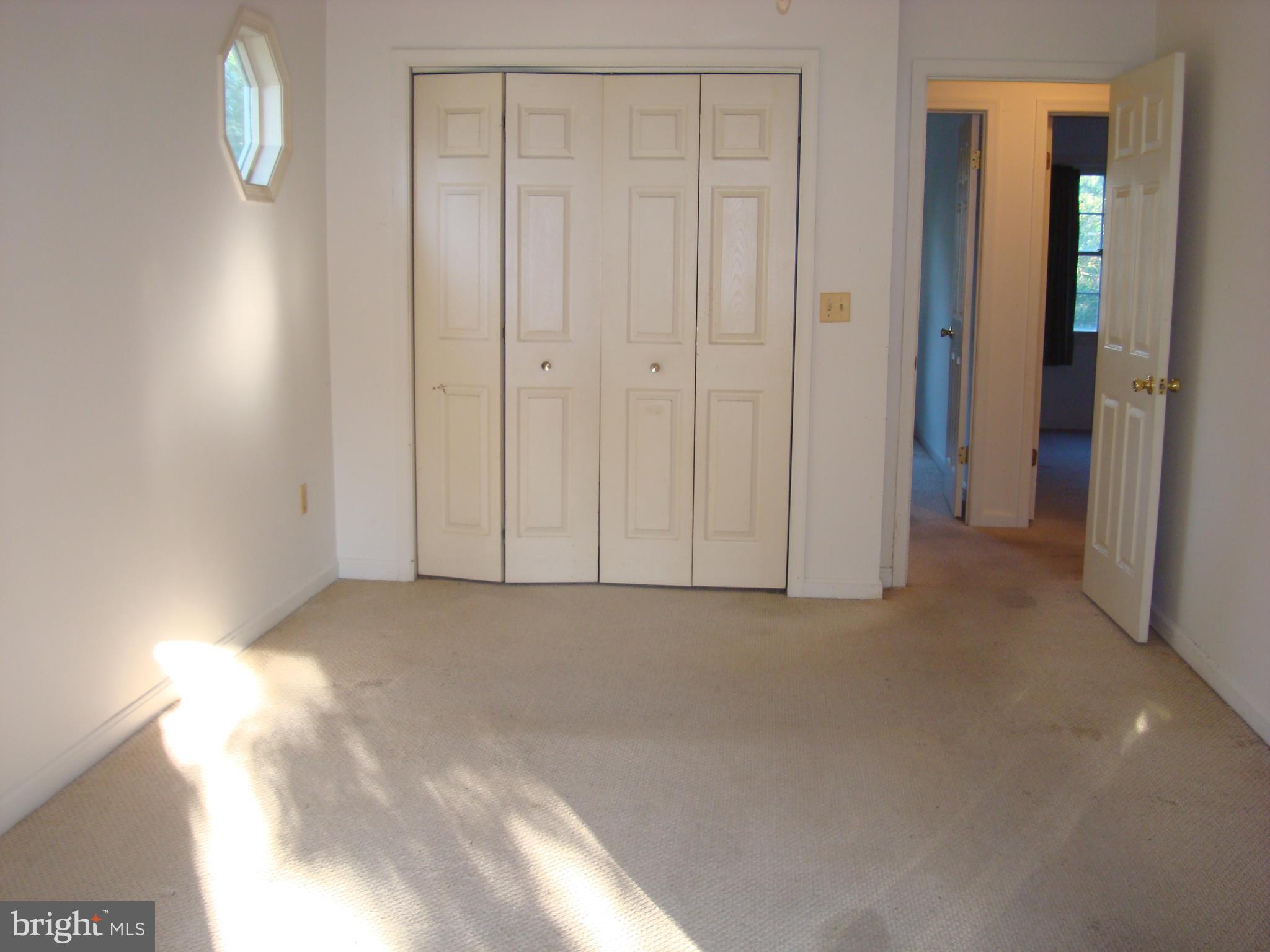 4728 Idlewilde Road Shady Side, MD 20764 - Photo 13 of 24 Owners Suite Measures 16x13 PLUS 10x19 Atrium