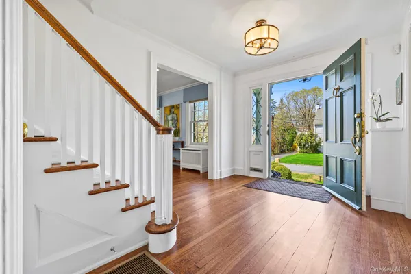 $2,495,000 | 134 Brewster Road, Scarsdale, NY 10583