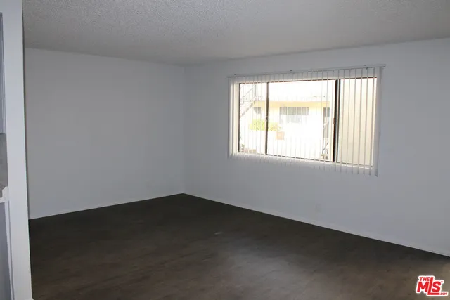 $1,900 | 12100 Birch Avenue, Unit 4, Hawthorne, CA 90250