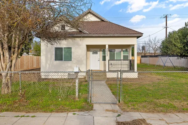 $345,000 | 2022 Bauder Street, Selma, CA 93662
