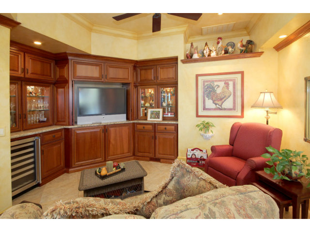 220 Calabasas Road Watsonville, CA 95076 - Photo 17 of 25 Gallery Image 17