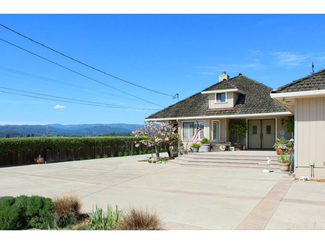 220 Calabasas Road Watsonville, CA 95076 - Photo 4 of 25 Gallery Image 4