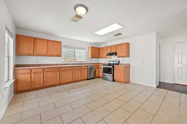 $282,844 | 141 Wild Buffalo Drive, Kyle, TX 78640