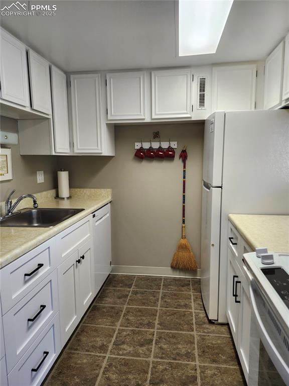 1038 Fontmore Road, Unit D Colorado Springs, CO 80904 - Photo 10 of 27