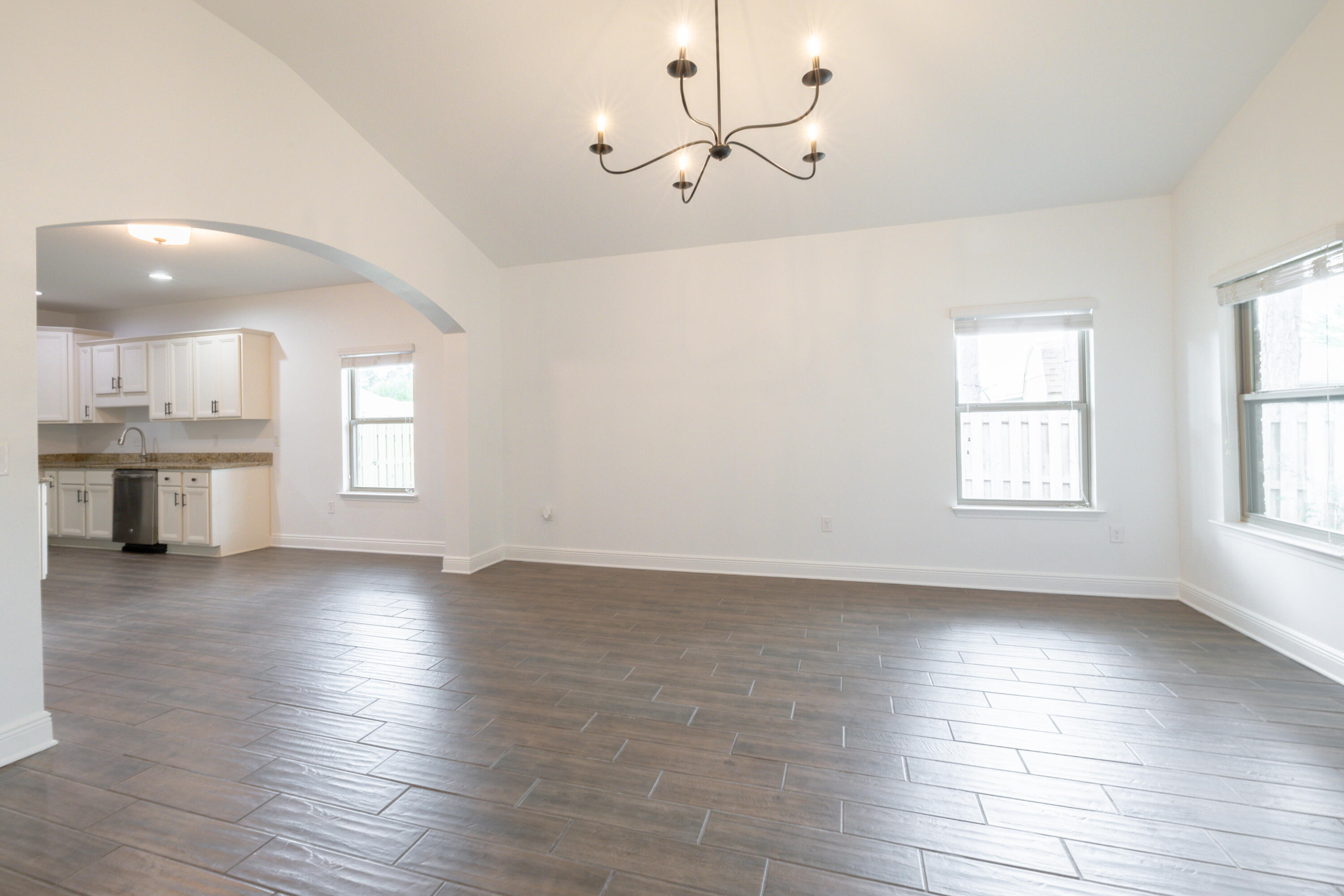 41 Twain Trail Freeport, FL 32439 - Photo 7 of 33 Living Room