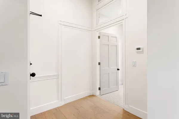 $6,250 | 300 Kings Highway East, Unit C, Haddonfield, NJ 08033