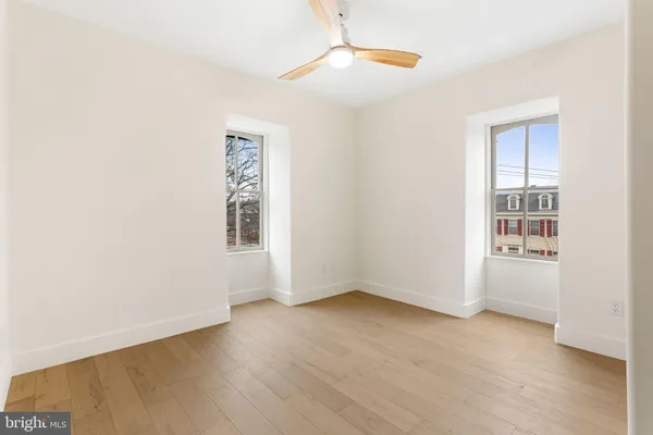 $6,250 | 300 Kings Highway East, Unit C, Haddonfield, NJ 08033