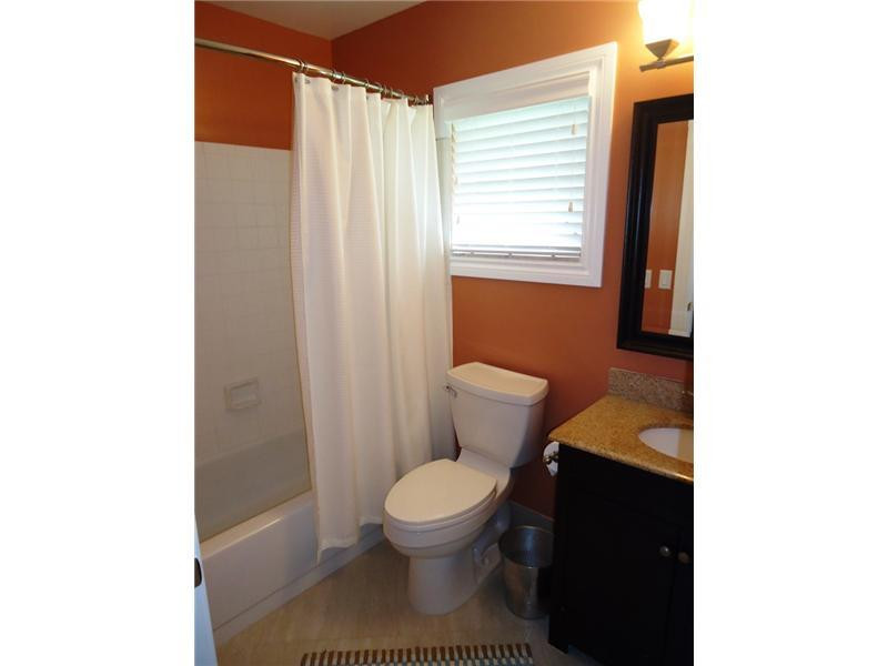 18552 Hidden Way, Unit D Boca Raton, FL 33496 - Photo 20 of 35 Bathroom