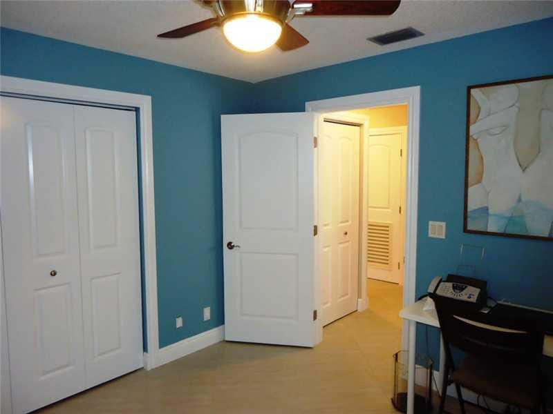18552 Hidden Way, Unit D Boca Raton, FL 33496 - Photo 23 of 35 Bedroom