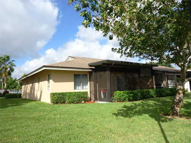 18552 Hidden Way, Unit D Boca Raton, FL 33496 - Photo 32 of 35 Patio/Deck