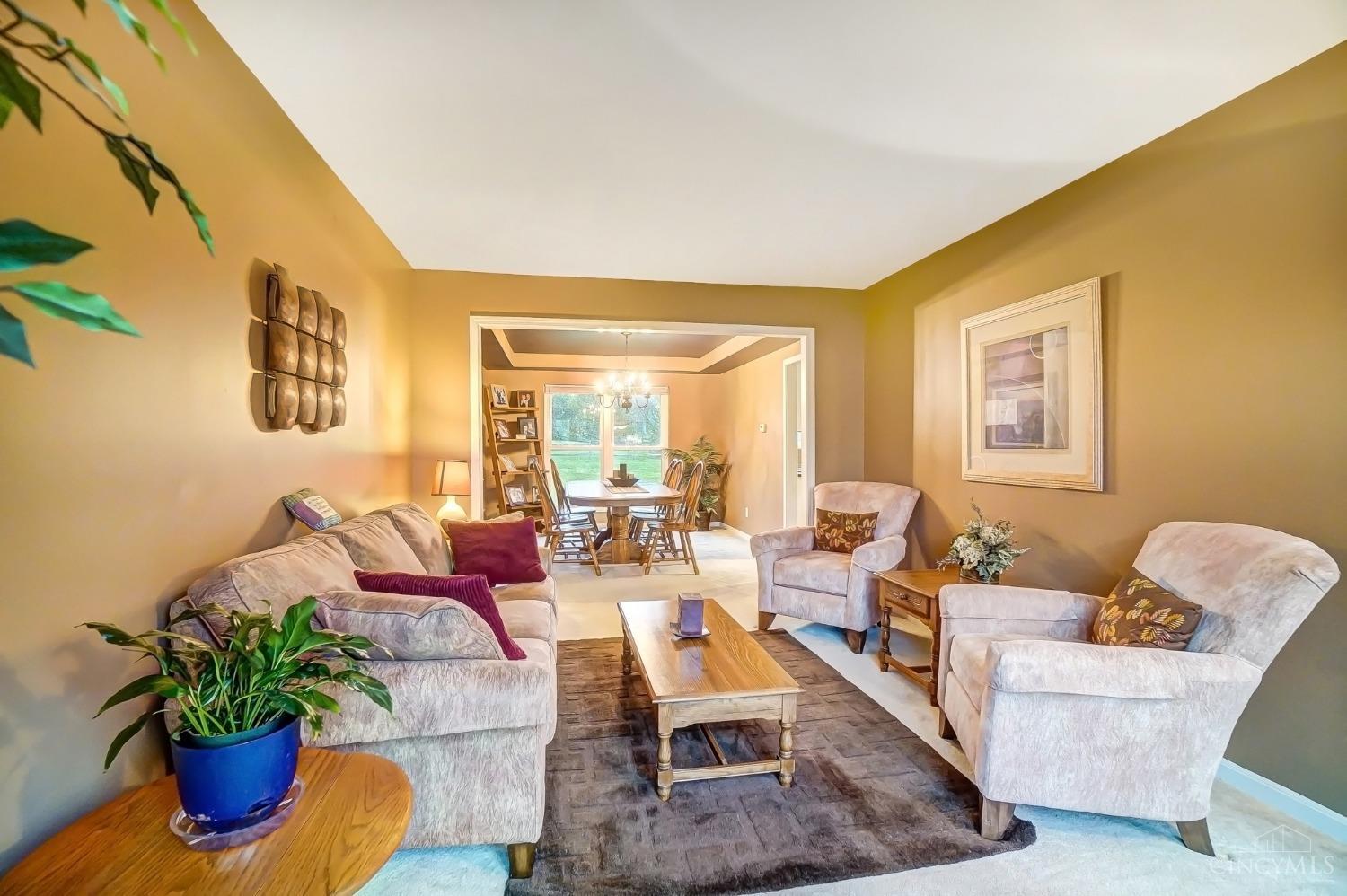 5018 Midfield Road Cincinnati, OH 45244 - Photo 13 of 81 Gallery Image 13