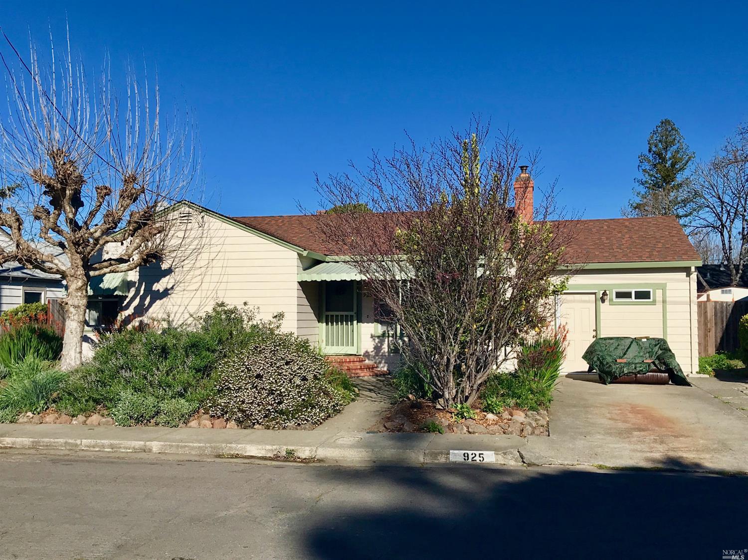 925 Georgia Street Santa Rosa, CA 95404 - Photo 1 of 1 Gallery Image 1
