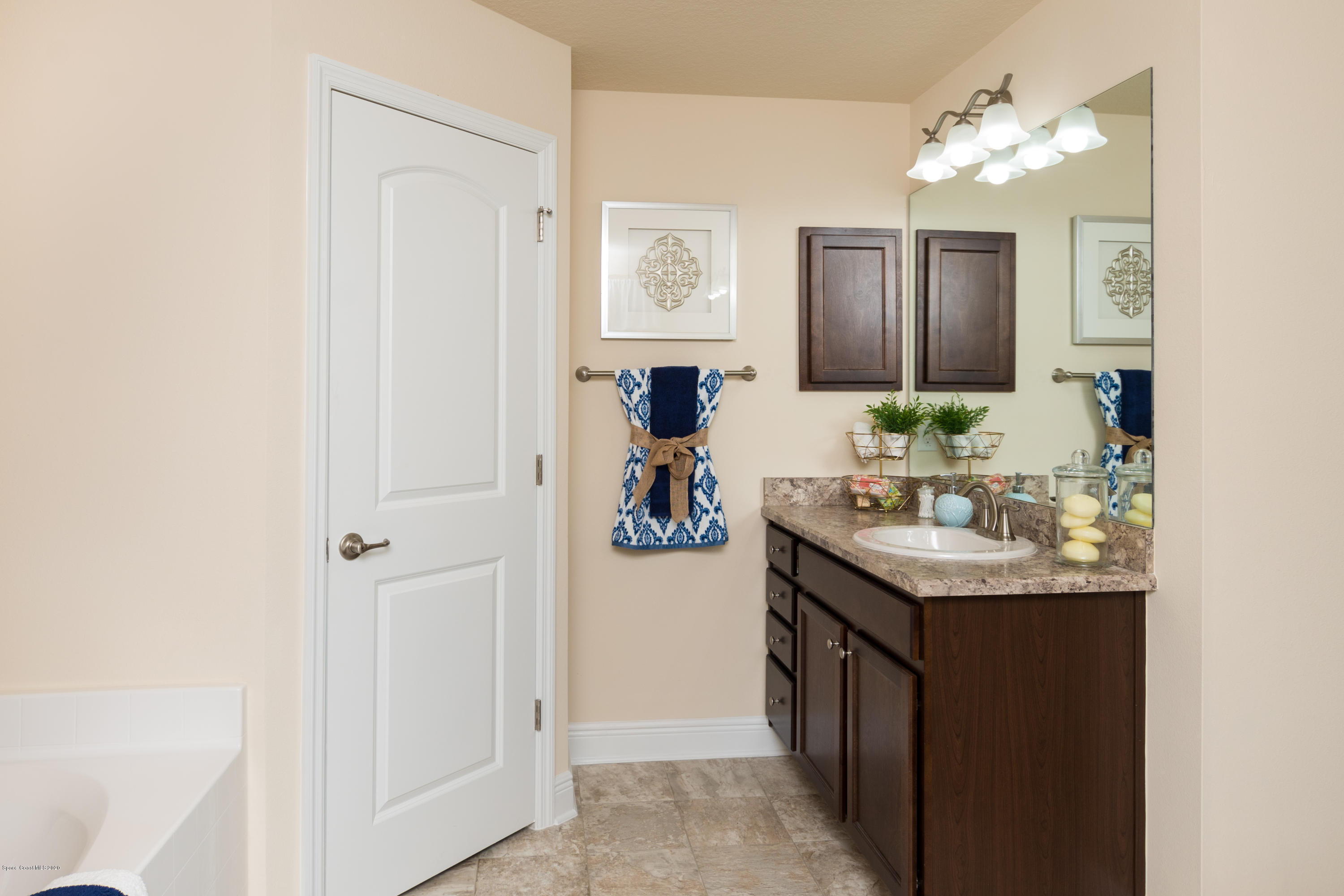 2182 Gandy Road Southwest Palm Bay, FL 32908 - Photo 14 of 22 large-16