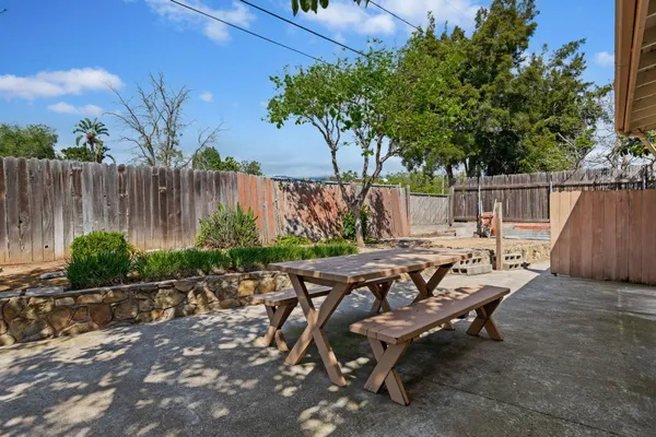 $1,245,000 | 673 Rossmore Road, Goleta, CA 93117