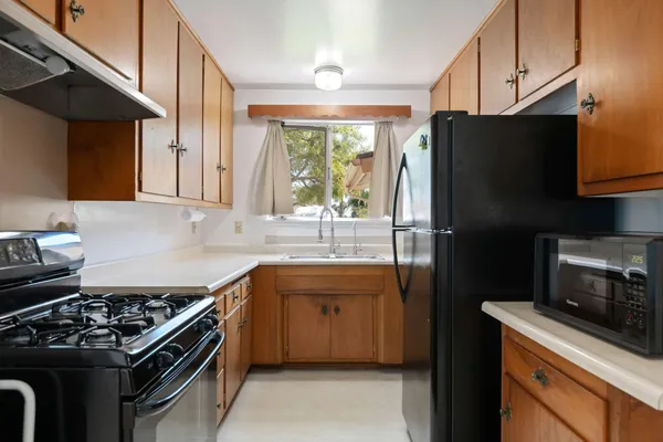$1,245,000 | 673 Rossmore Road, Goleta, CA 93117