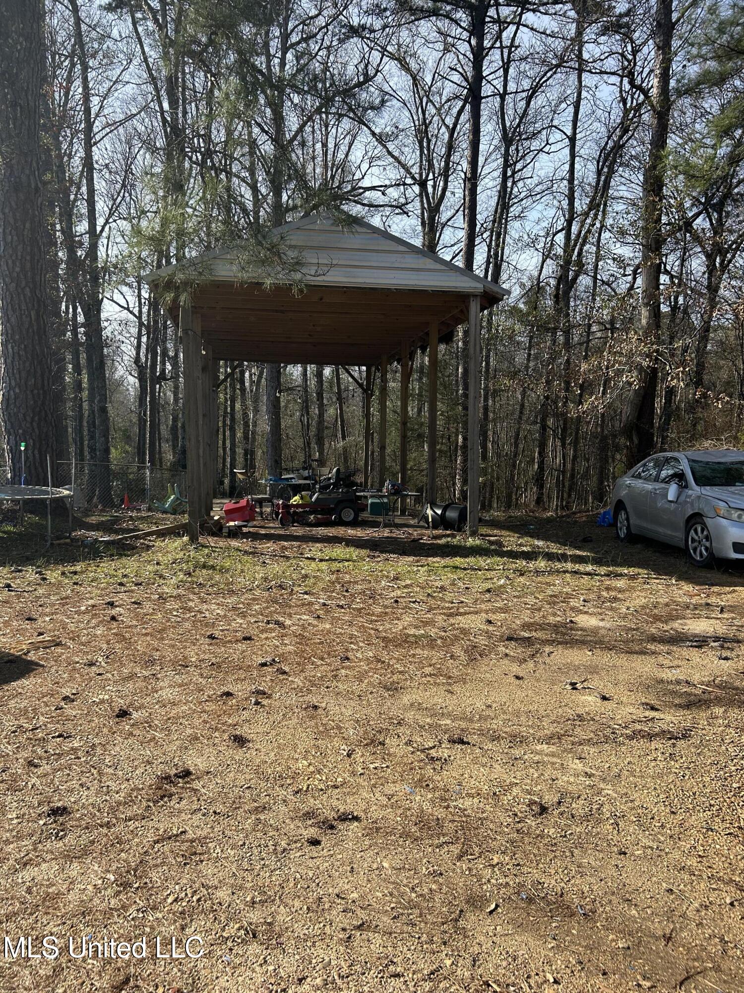 1012 Kern Lane Crystal Springs, MS 39059 - Photo 6 of 24 IMG_8915