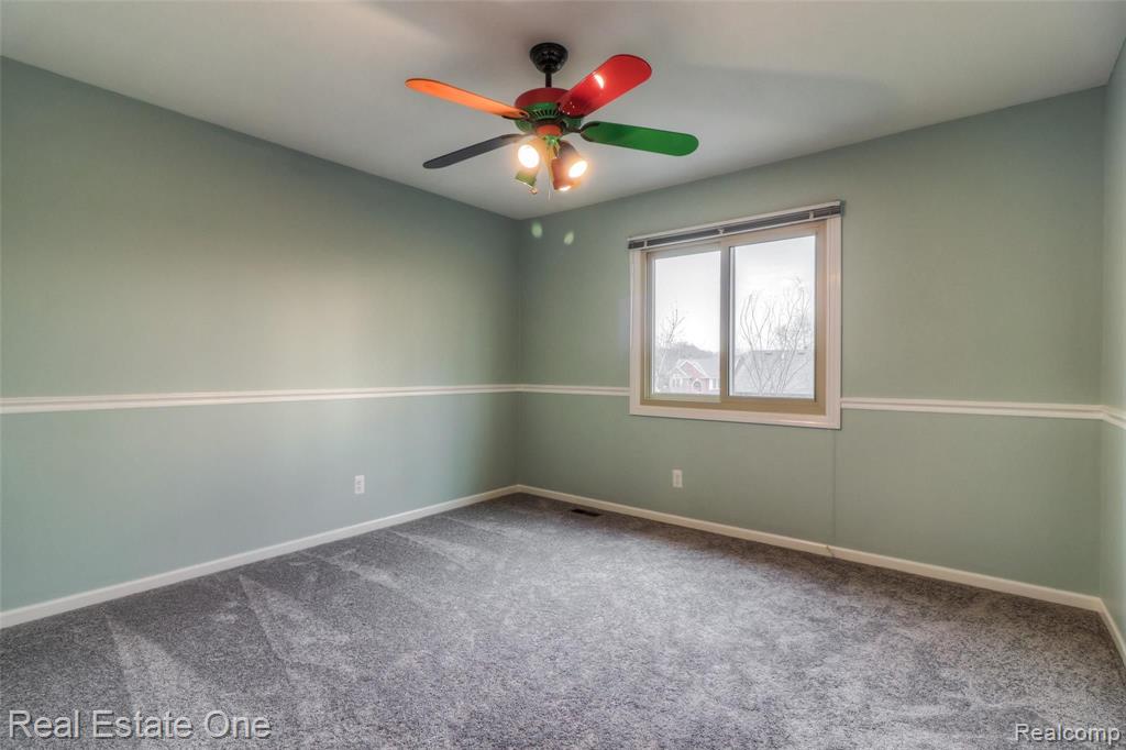 2703 Oak View Court Rochester Hills, MI 48307 - Photo 24 of 53