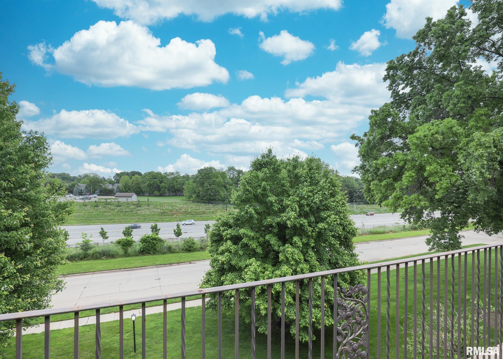 1350 Kimberly Ridge Road, Unit 307 Bettendorf, IA 52722 - Photo 12 of 25 Gallery Image 12
