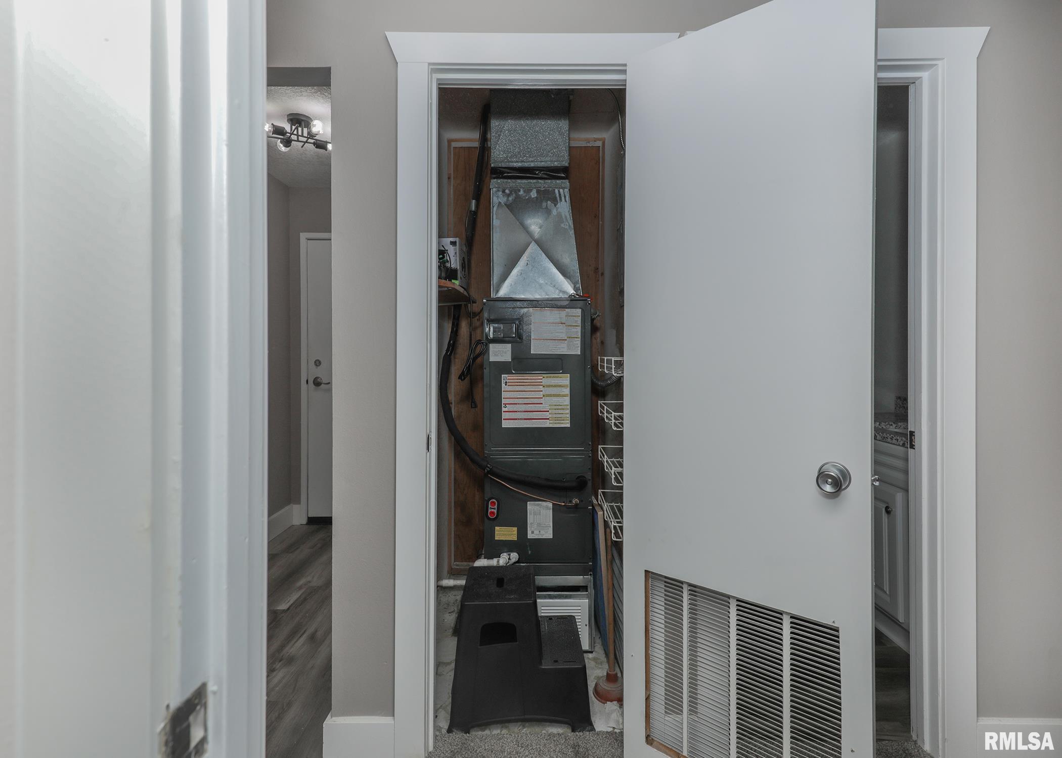 1350 Kimberly Ridge Road, Unit 307 Bettendorf, IA 52722 - Photo 17 of 25 Gallery Image 17