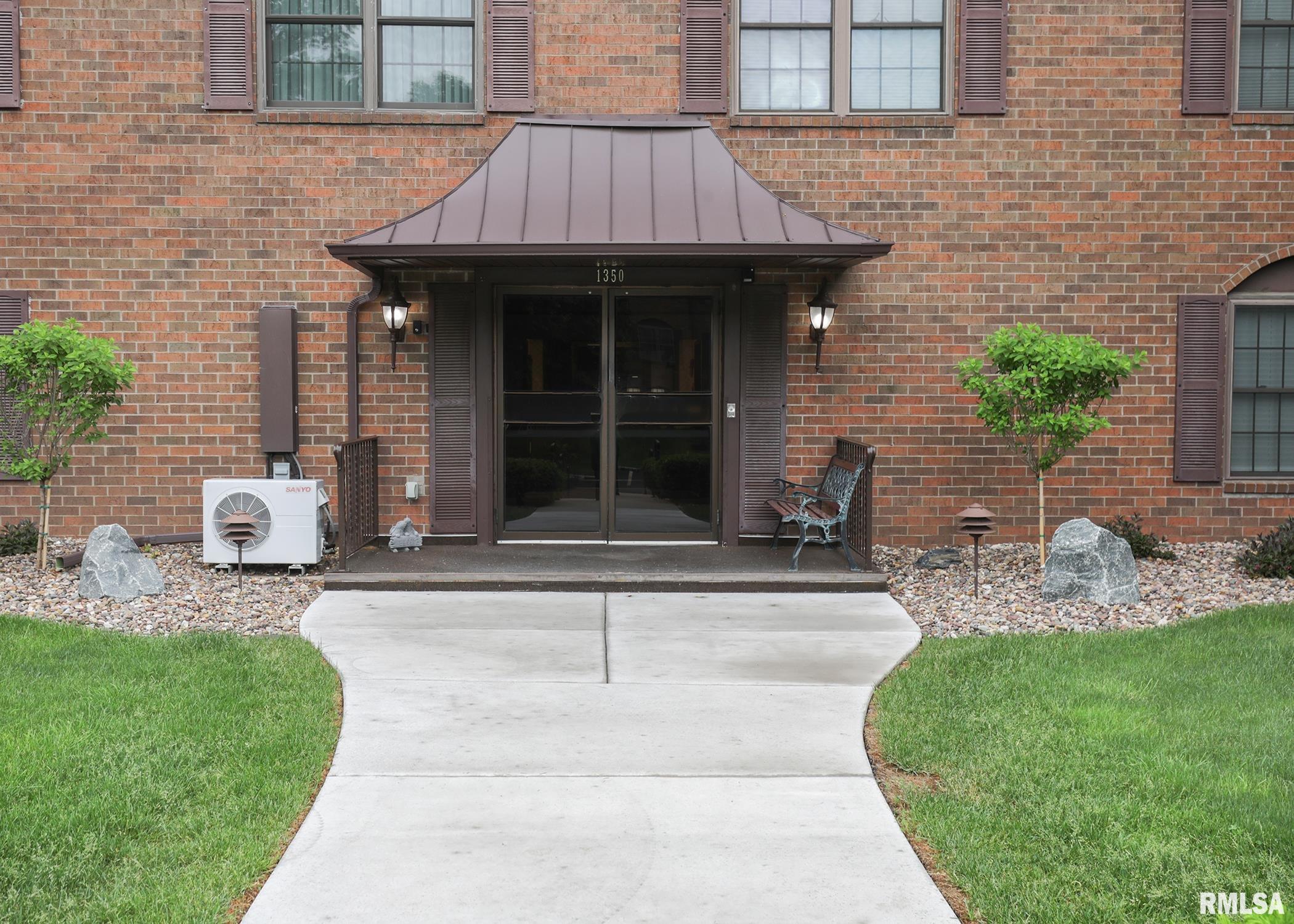 1350 Kimberly Ridge Road, Unit 307 Bettendorf, IA 52722 - Photo 2 of 25 Gallery Image 2
