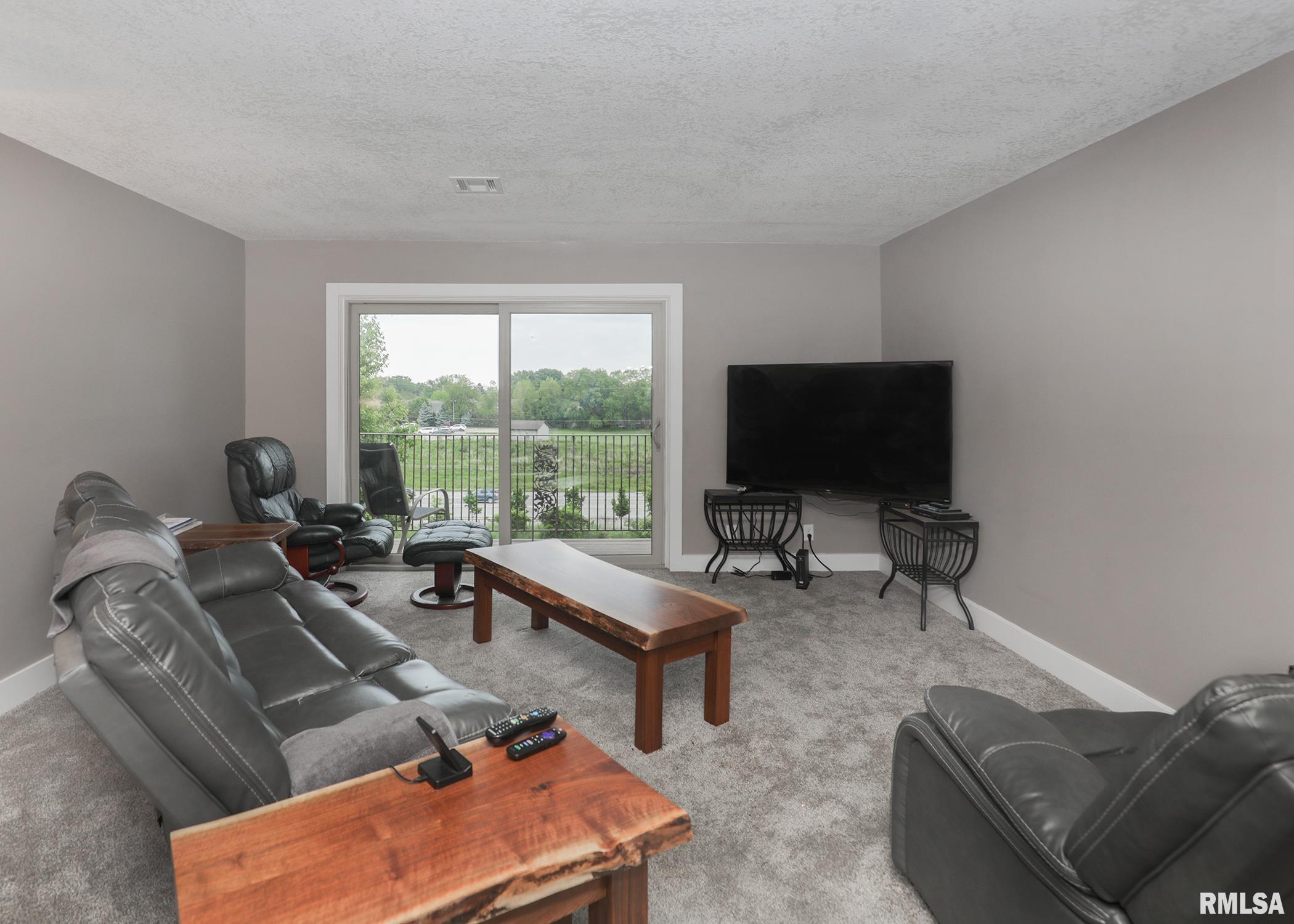 1350 Kimberly Ridge Road, Unit 307 Bettendorf, IA 52722 - Photo 8 of 25 Gallery Image 8