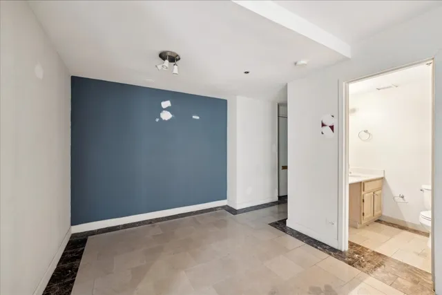 $299,000 | 200 North Dearborn Street, Unit 7CD, Chicago, IL 60601