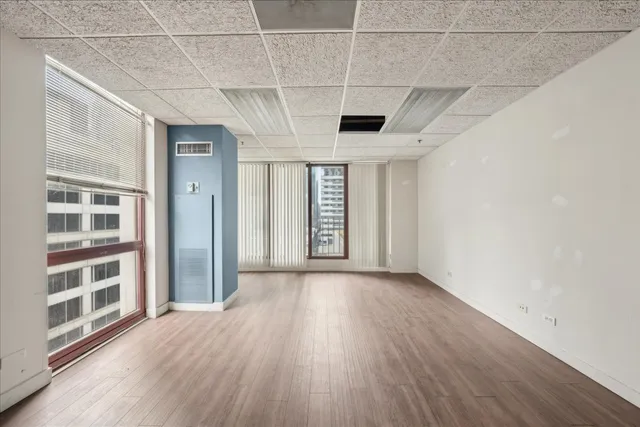 $299,000 | 200 North Dearborn Street, Unit 7CD, Chicago, IL 60601