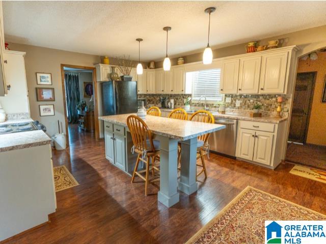 100 Meadow Lane Oneonta, AL 35121 - Photo 3 of 21
