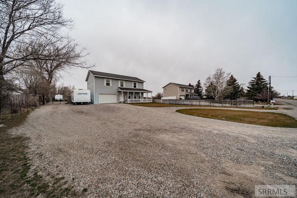 436 East 1st South Rigby, ID 83442 - Photo 4 of 32