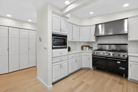 $2,988,000 | 883 Brent Drive, Cupertino, CA 95014