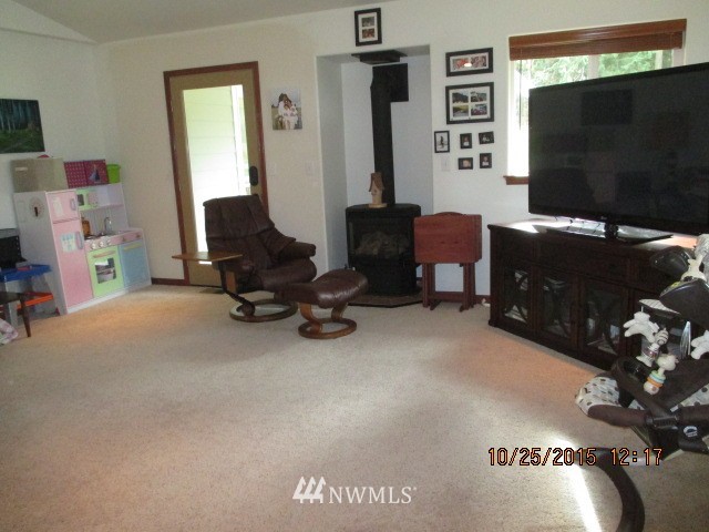 979 Oak Bay Road Port Hadlock, WA 98339 - Photo 6 of 15 Gallery Image 6