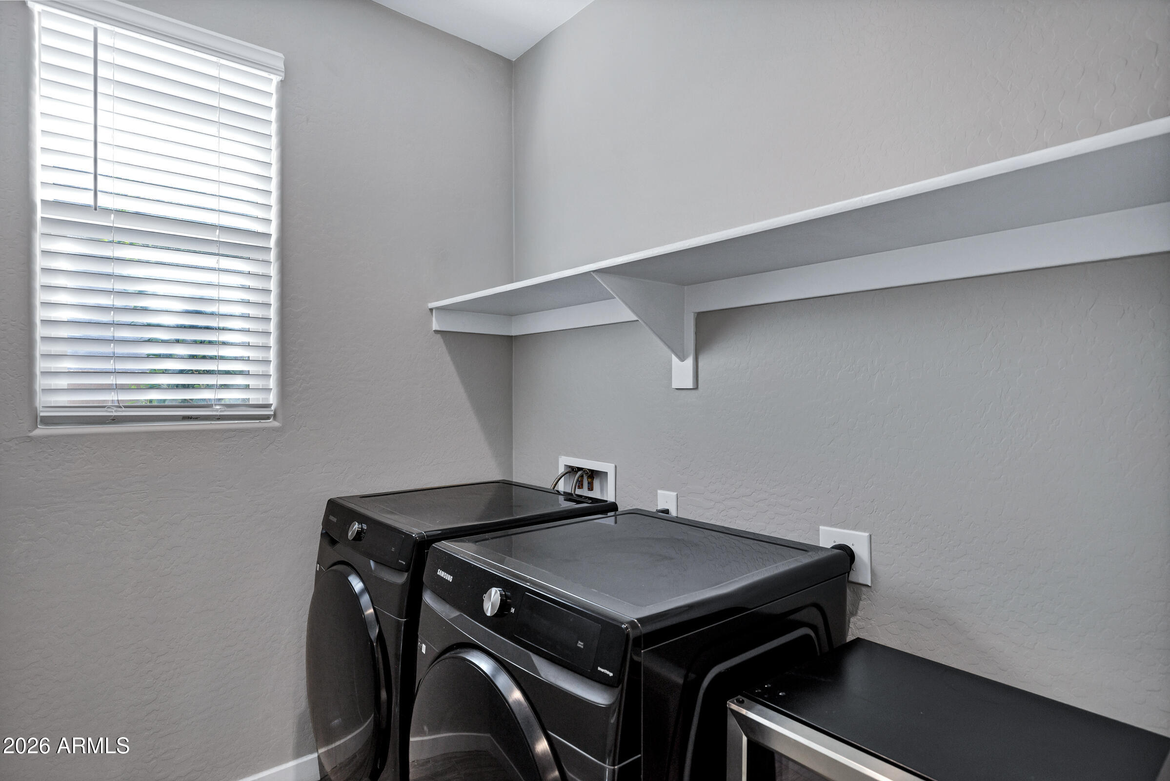 12243 East Sereno Road Gold Canyon, AZ 85118 - Photo 22 of 37 a view of a room with workspace