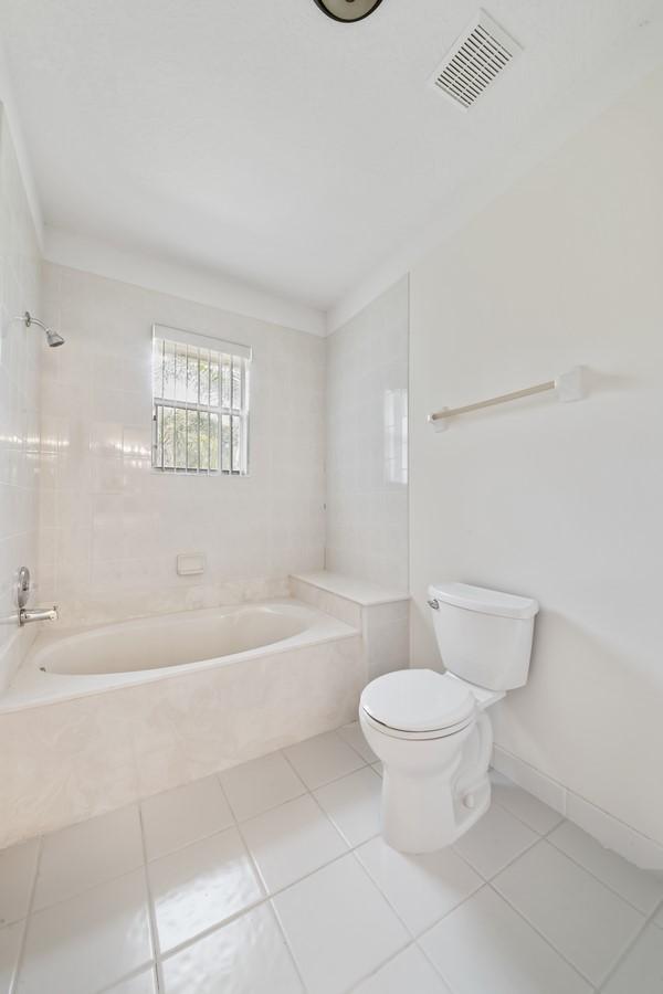 14330 77th Place North Loxahatchee, FL 33470 - Photo 30 of 54 Bathroom