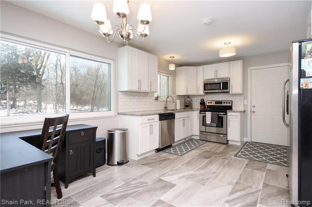 800 Willard Avenue Rochester Hills, MI 48307 - Photo 14 of 41