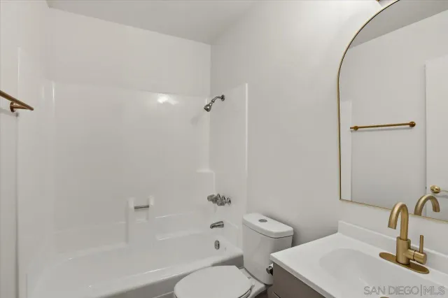 $875,000 | 1708 Woodbridge Road, Escondido, CA 92026