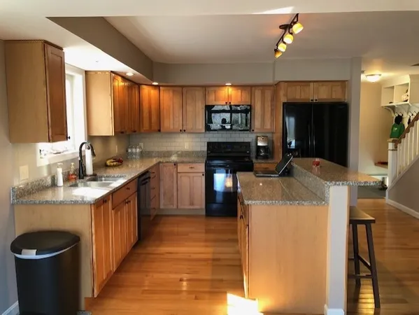 $3,100 | 1376 D Highway 11, Sunapee, NH 03751