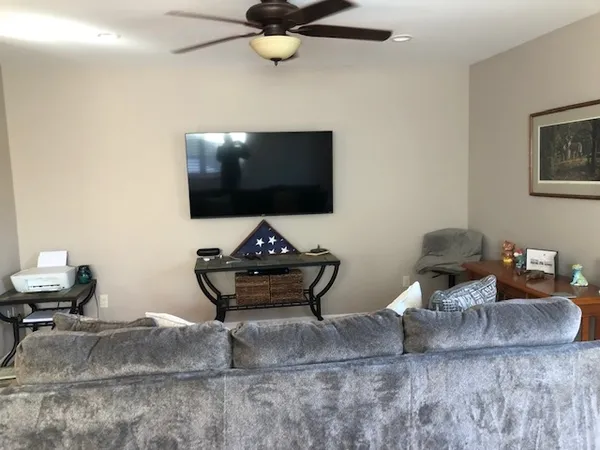 $3,100 | 1376 D Highway 11, Sunapee, NH 03751