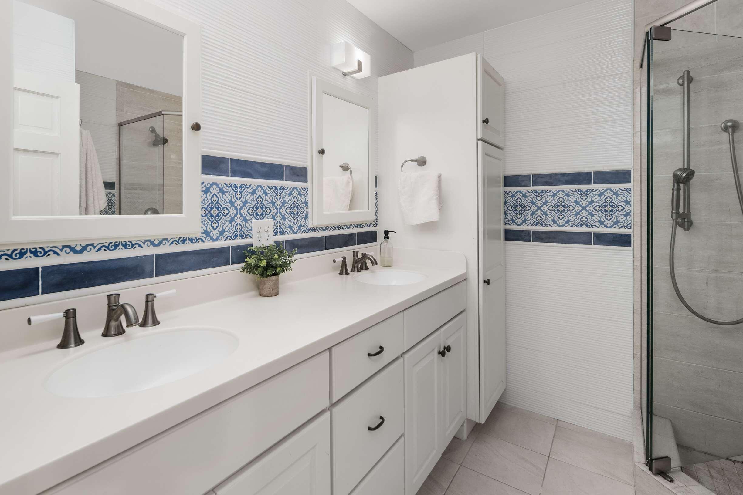 16 Stage Neck Road, Unit 3 York, ME 03909 - Photo 20 of 26 Bath