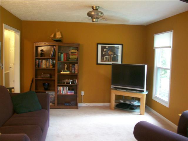 8102 Castle Lake Road Indianapolis, IN 46256 - Photo 15 of 24 Gallery Image 15