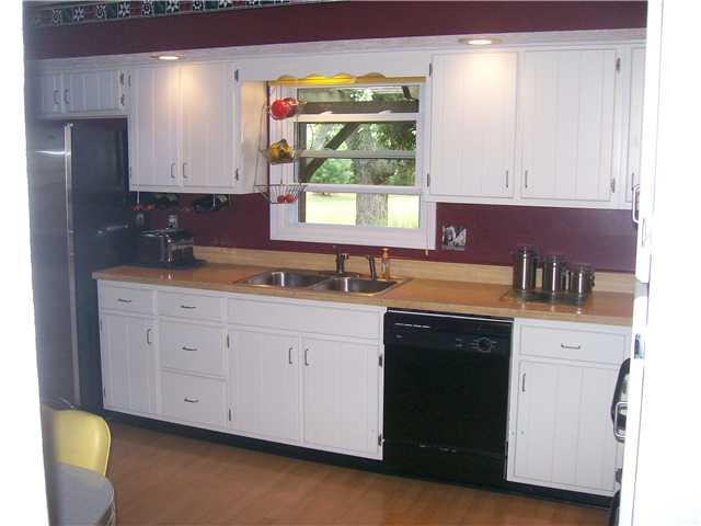 8102 Castle Lake Road Indianapolis, IN 46256 - Photo 4 of 24 Gallery Image 4