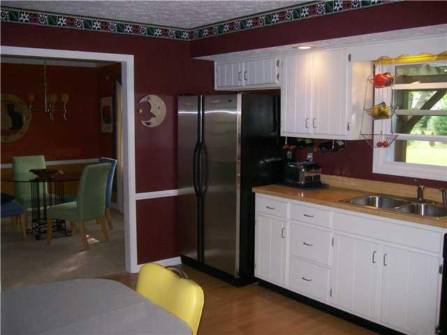 8102 Castle Lake Road Indianapolis, IN 46256 - Photo 6 of 24 Gallery Image 6