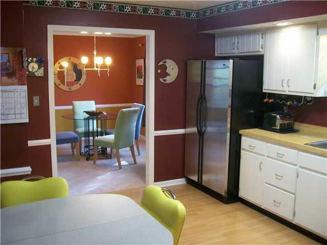 8102 Castle Lake Road Indianapolis, IN 46256 - Photo 7 of 24 Gallery Image 7