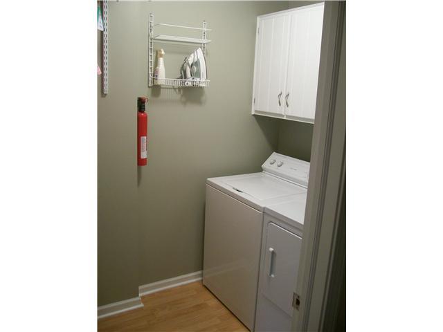 8102 Castle Lake Road Indianapolis, IN 46256 - Photo 8 of 24 Gallery Image 8