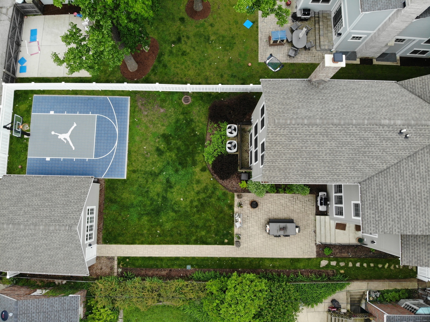 Undisclosed Address Wilmette, IL 60091 - Photo 11 of 39