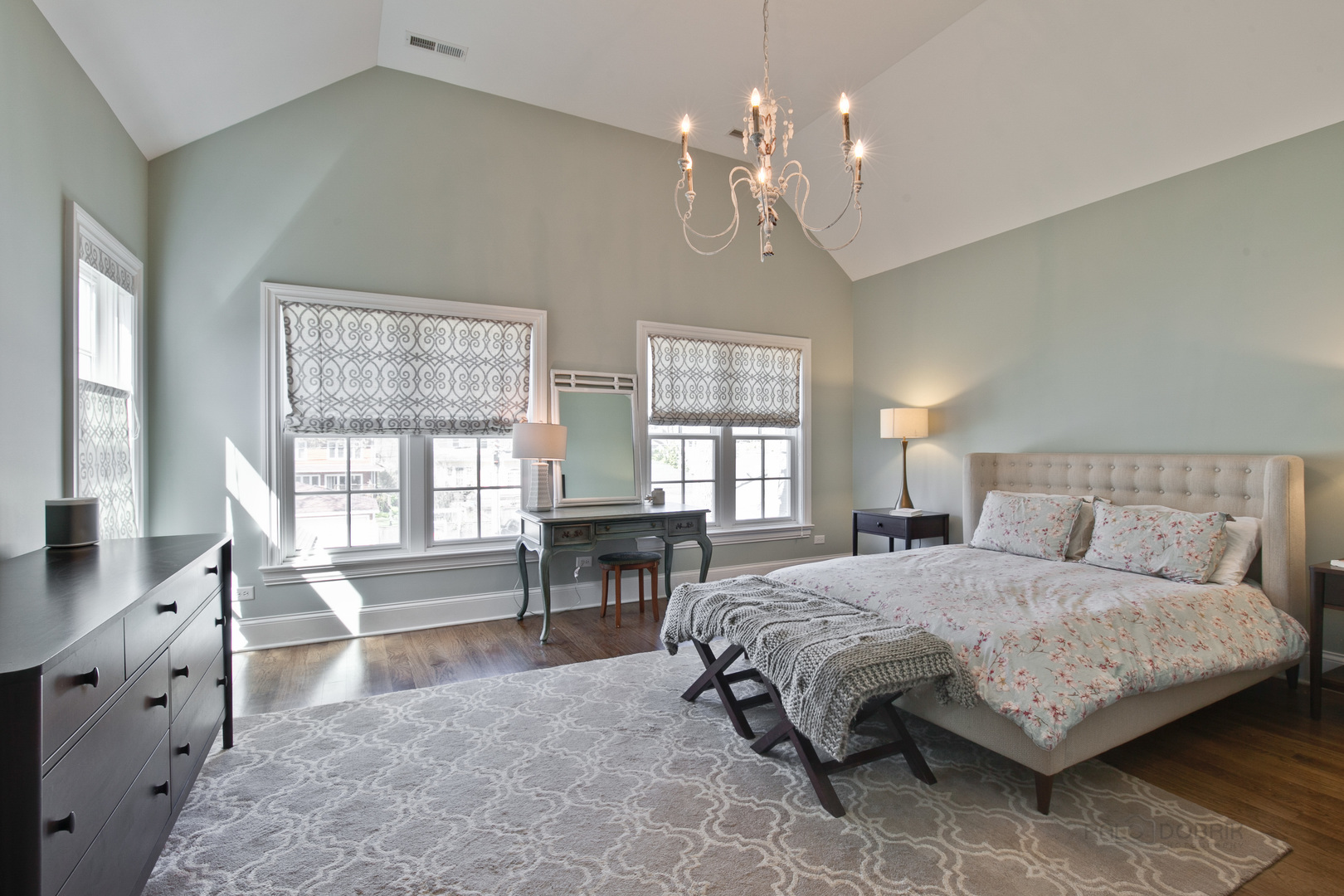 Undisclosed Address Wilmette, IL 60091 - Photo 20 of 39